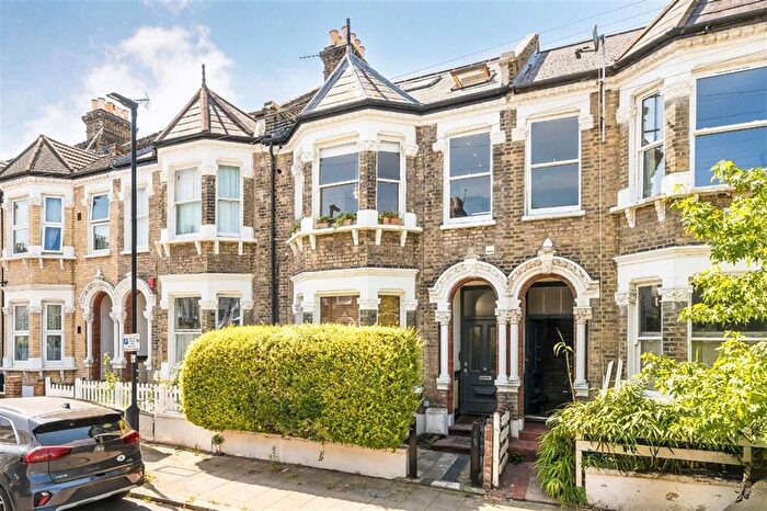2 Bedroom Flat For Sale In Arodene Road, Brixton, SW2