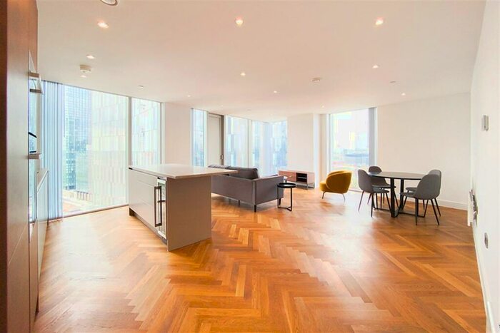 2 Bedroom Apartment To Rent In East Tower, Owen Street, M15