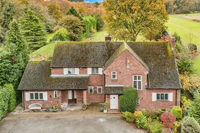 5 Bedroom Detached House For Sale In Chester Road, Sandiway, Northwich, Cheshire, CW8