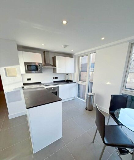 1 Bedroom Flat To Rent In Churchway, Euston, London, NW1