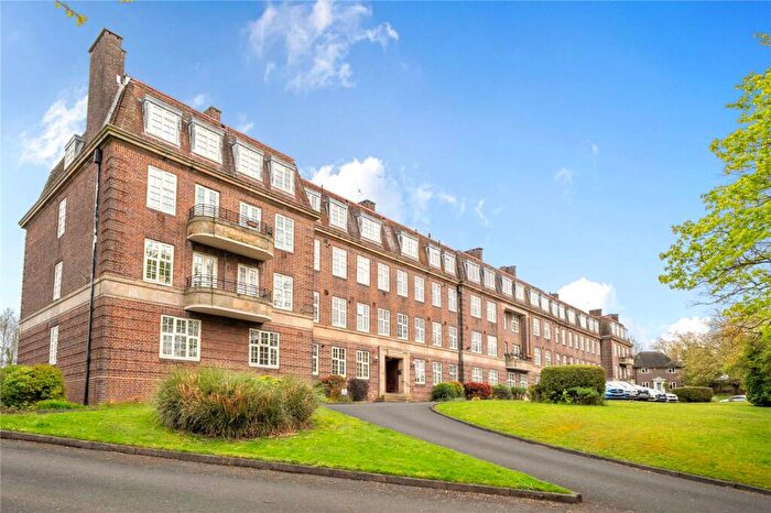 2 Bedroom Flat For Sale In Goodby Road, Birmingham, West Midlands, B13