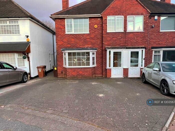 3 Bedroom Semi-Detached House To Rent In Cotman Close, Birmingham, B43