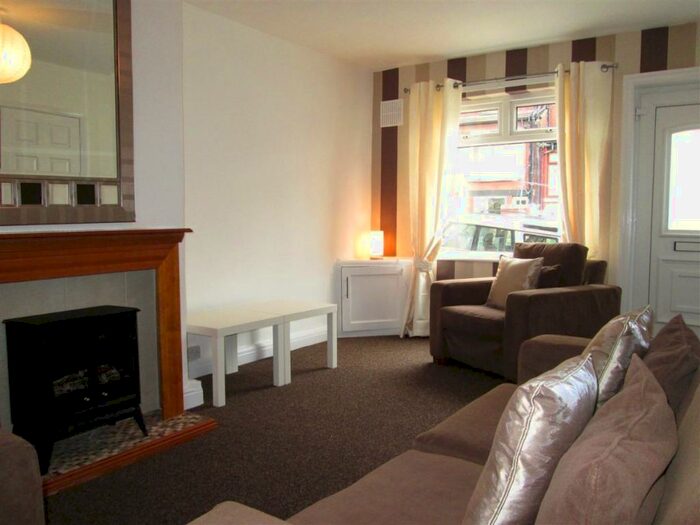 1 Bedroom Terraced House To Rent In Adwick Place, Leeds, LS4