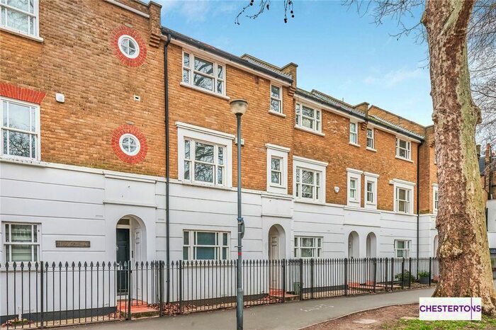3 Bedroom Property To Rent In Harwood Mews, Moore Park Road, London, SW6