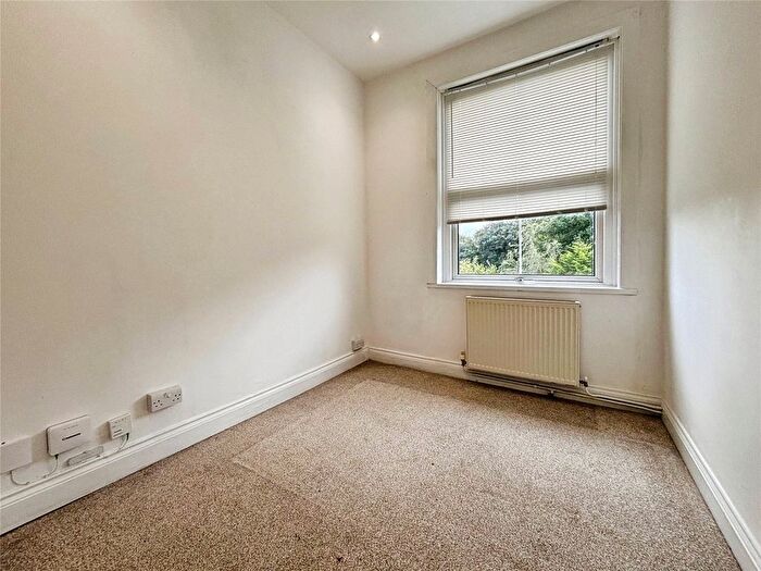 1 Bedroom Flat To Rent In Upper Grosvenor Road, Tunbridge Wells, Kent, TN1