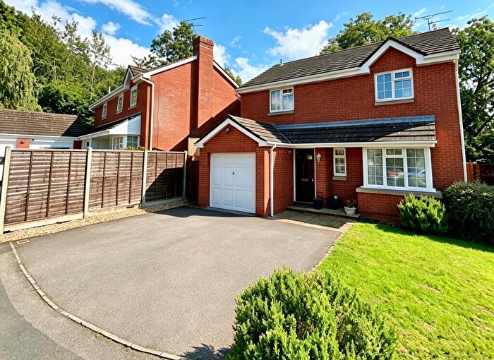 4 Bedroom Detached House For Sale In Wensleydale Close, Shaw, Swindon, SN5