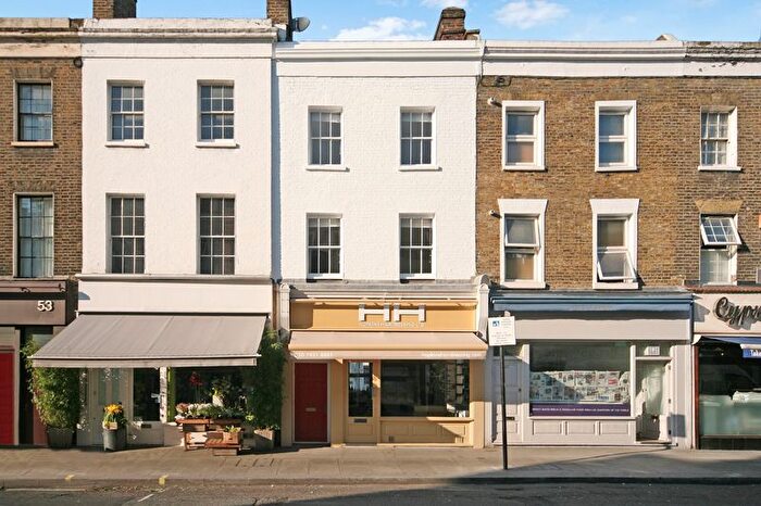 2 Bedroom Flat To Rent In Warwick Way, London, SW1V