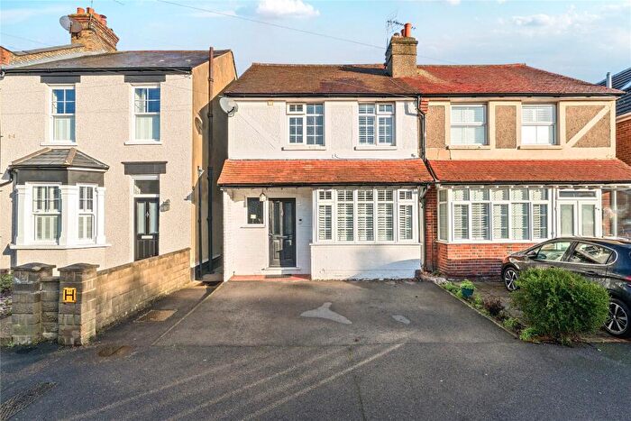 3 Bedroom Semi Detached House For Sale In Ravenscar Road, Surbiton, KT6