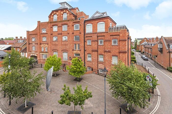 2 Bedroom Penthouse To Rent In Coopers Lane, Abingdon, OX14
