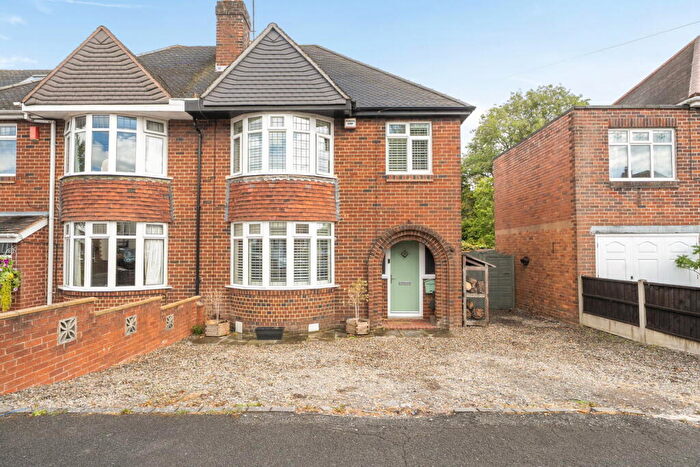 3 Bedroom Semi Detached House For Sale In Queens Road, Dudley, DY3