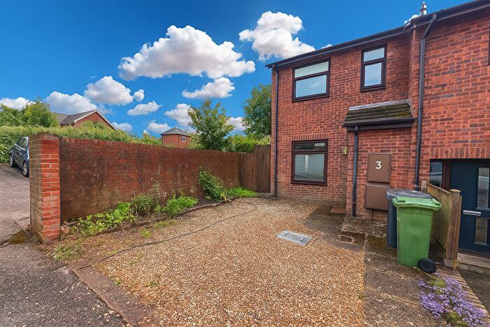 3 Bedroom End Of Terrace House To Rent In Denver Close, Topsham, Exeter, EX3