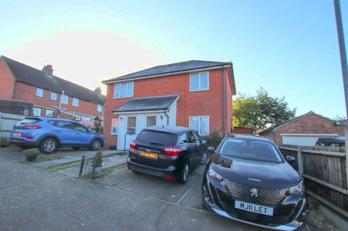 2 Bedroom Maisonette To Rent In Dilbridge Road West, Colchester CO4