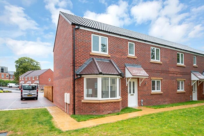 3 Bedroom Semi-Detached House To Rent In Charles Dyer Close, Melton Mowbray, LE13