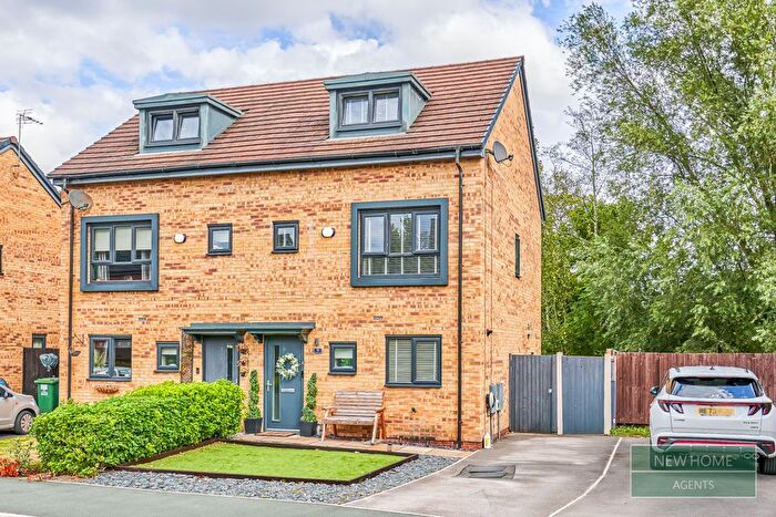 3 Bedroom Semi-Detached House For Sale In Worsley Close Castlefields, Runcorn, WA7