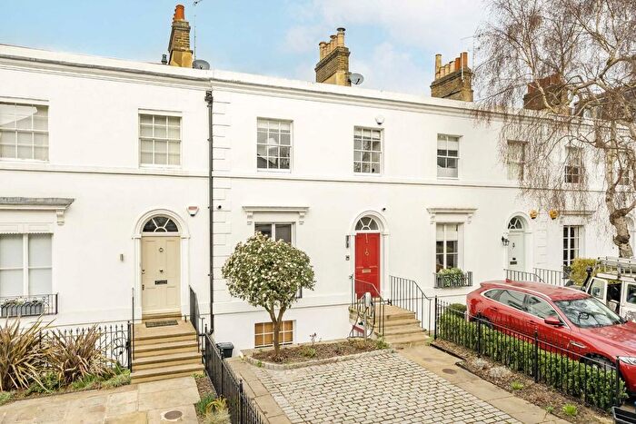 3 Bedroom Property To Rent In Old Palace Lane, Richmond, TW9