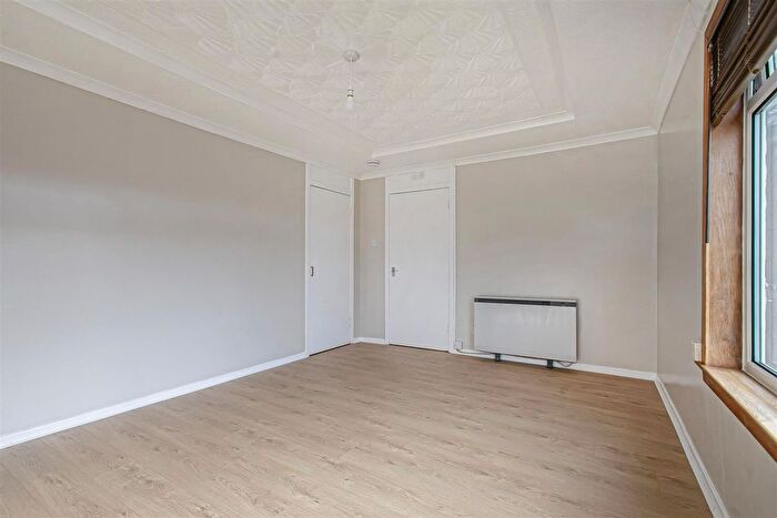 1 Bedroom Terraced Bungalow For Sale In Main Street, Cairneyhill, KY12