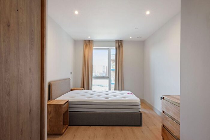 1 Bedroom Flat To Rent In The Draper, Colindale, London, NW9