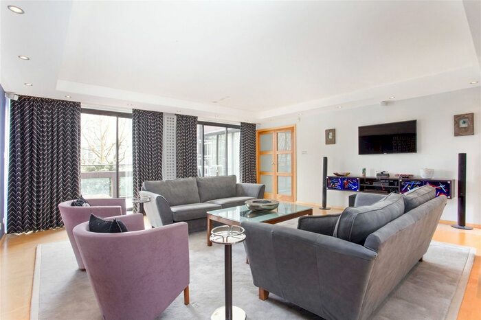 4 Bedroom Flat For Sale In Grosvenor Road, London, SW1V