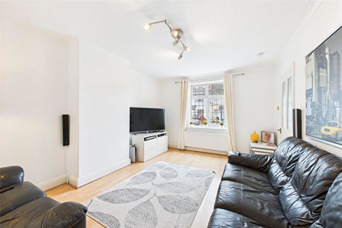 3 Bedroom Terraced House To Rent In Park Road, Farnborough, Hampshire, GU14