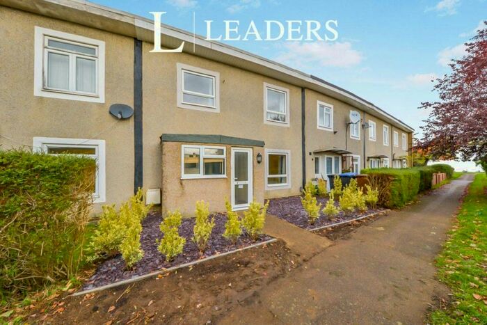 4 Bedroom Terraced House To Rent In Garden Avenue, AL10