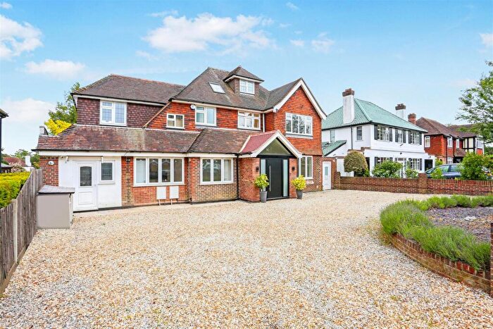 7 Bedroom Detached House For Sale In Southway, Carshalton, SM5
