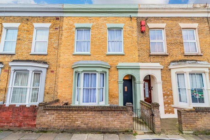 4 Bedroom Terraced House To Rent In Portree Street, Aberfeldy Village, Canning Town, London, E14