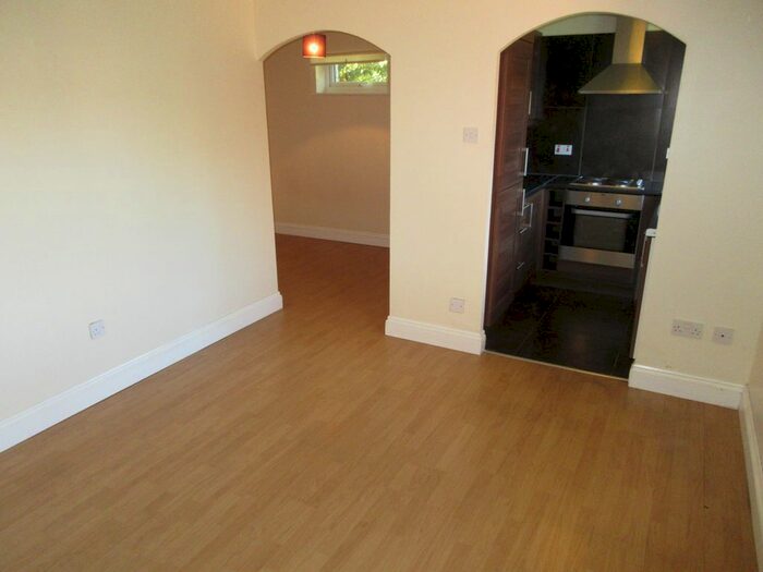 Studio To Rent In Parklands, Rochford, Essex, SS4