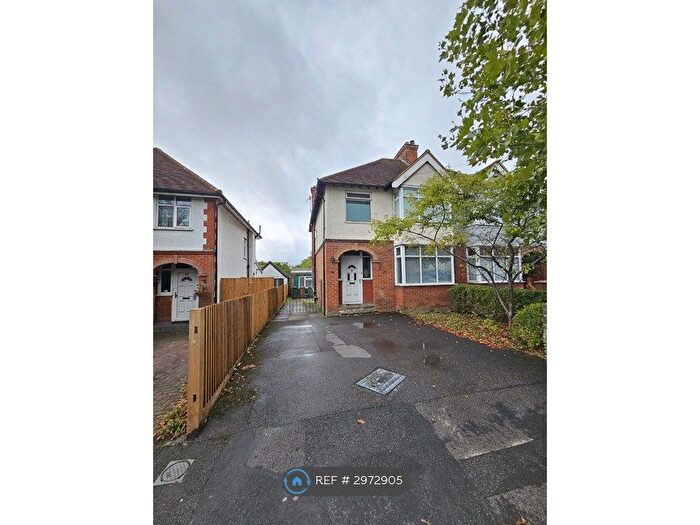 3 Bedroom Semi-Detached House To Rent In Worplesdon Road, Guildford, GU2