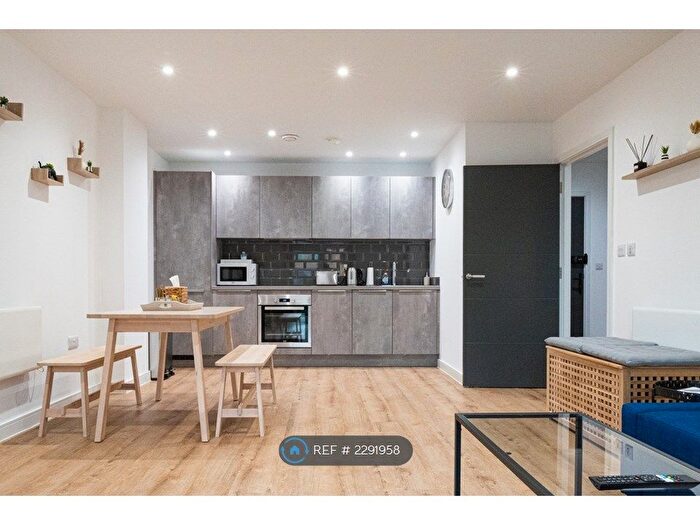 1 Bedroom Flat To Rent In Brickworks, Cardiff, CF10