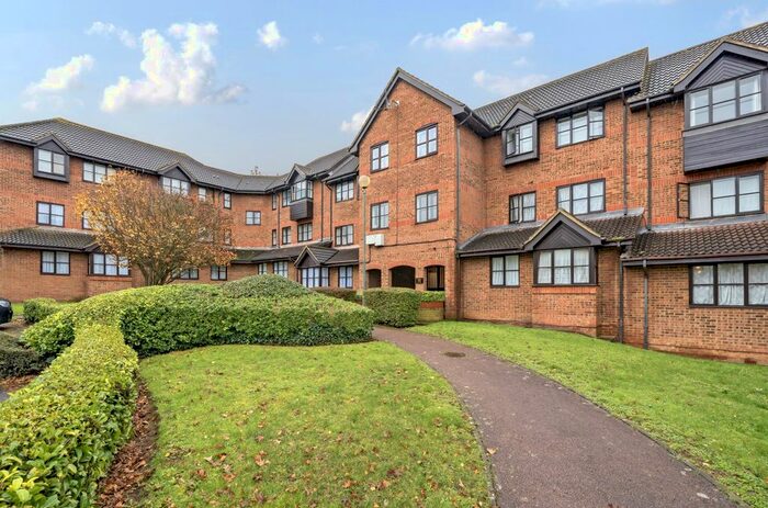 1 Bedroom Flat To Rent In Hardwick Crescent, Dartford, DA2