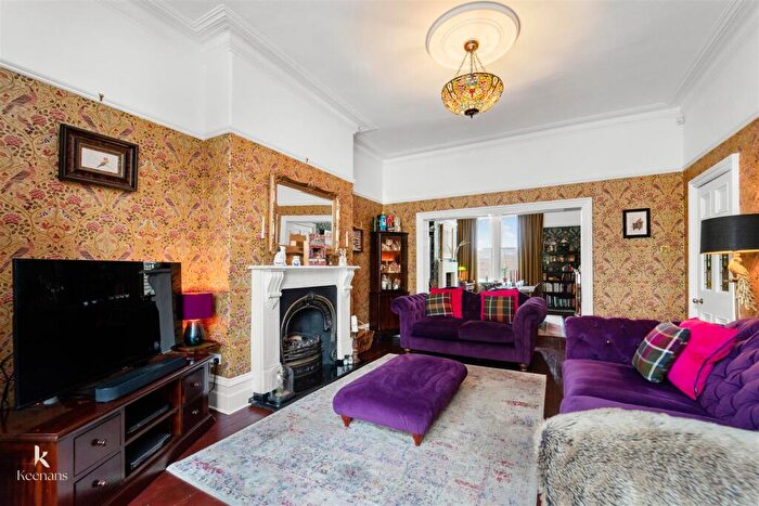 5 Bedroom Terraced House For Sale In Keighley Road, Colne, BB8