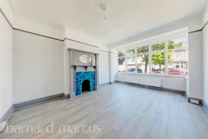 3 Bedroom Terraced House To Rent In Mayfield Road, Thornton Heath, CR7