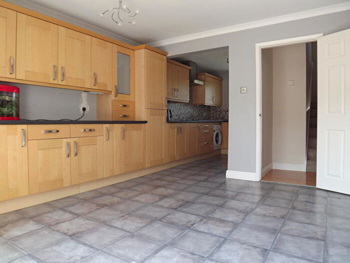 3 Bedroom House To Rent In Clayton Close, Hartley Wintney, RG27