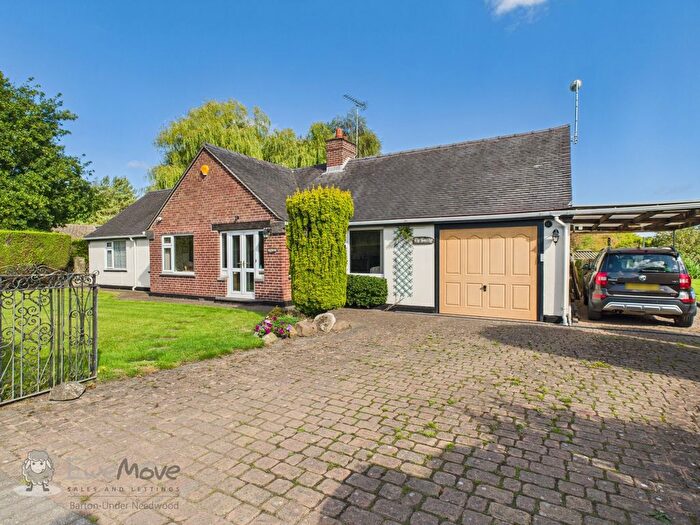 3 Bedroom Detached Bungalow For Sale In The Smithy, Burton Road, Needwood, Burton-On-Trent, Staffordshire, DE13