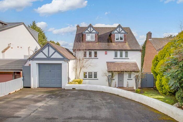 5 Bedroom Detached House For Sale In Amersham Road, High Wycombe, HP13