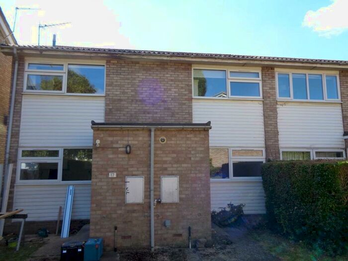 2 Bedroom House To Rent In Enniskillen Road, Chesterton, Cambridge, CB4