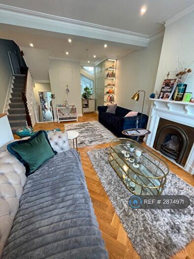 5 Bedroom Terraced House To Rent In Taybridge Road, London, SW11