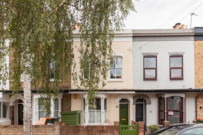 3 Bedroom Terraced House To Rent In Godwin Road, Forest Gate, E7