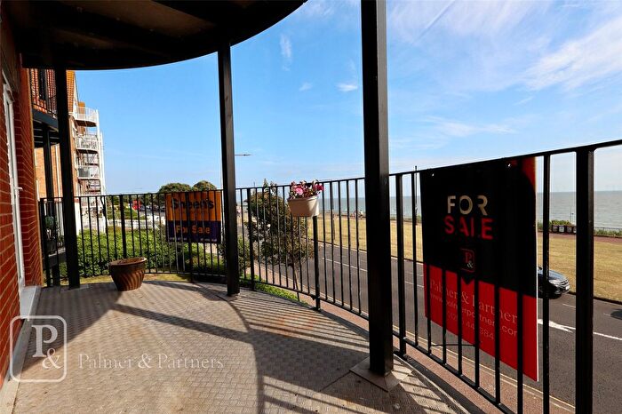 2 Bedroom Flat For Sale In Nelson Road, Clacton-On-Sea, Essex, CO15