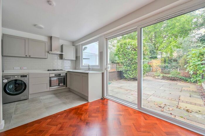 2 Bedroom Property To Rent In The Keep, Blackheath, London, SE3