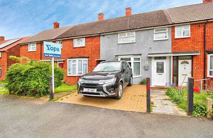 3 Bedroom Terraced House For Sale In Bridgwater Road, Romford, RM3