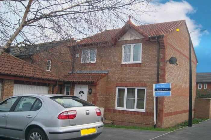 3 Bedroom Detached House To Rent In Camberley Walk, Weston-Super-Mare BS22