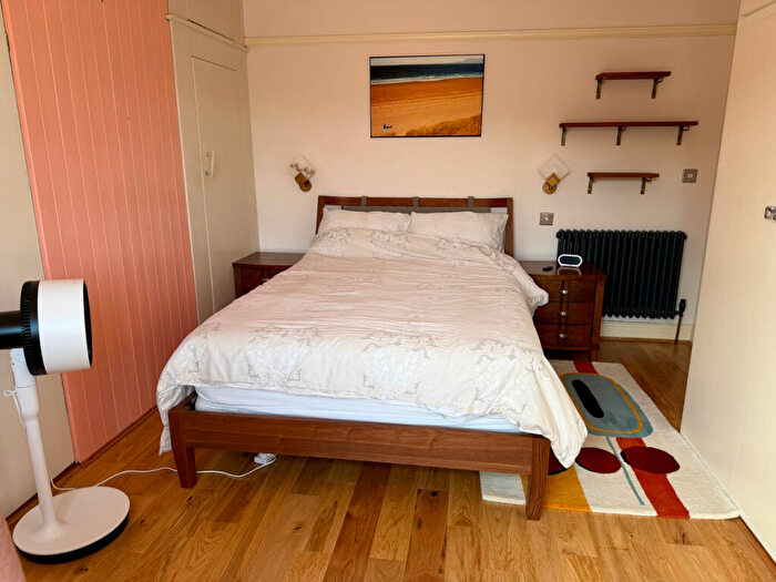 1 Bedroom Detached House To Rent In Old Heath Road, Colchester, CO2