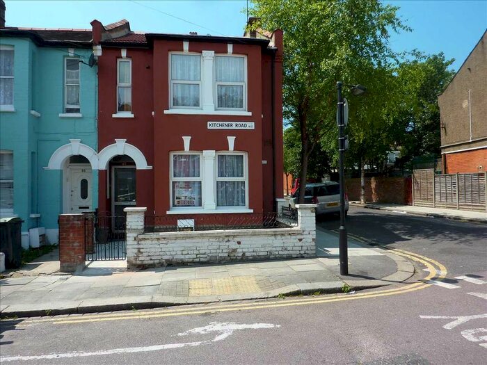 3 Bedroom Property To Rent In Kitchener Road, London, N17