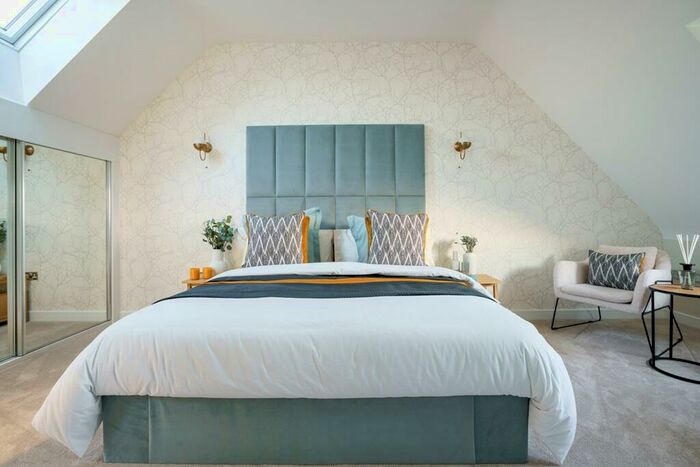 3 Bedroom Semi-Detached House For Sale In Grand Union Road Market Harborough, LE16