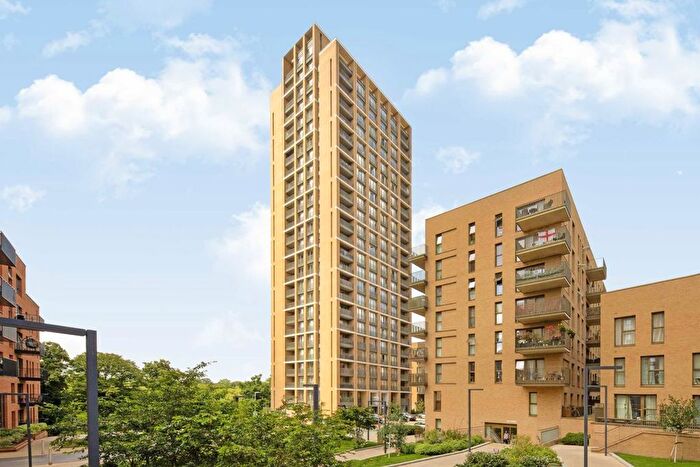 2 Bedroom Flat To Rent In Moorhen Drive, London, NW9