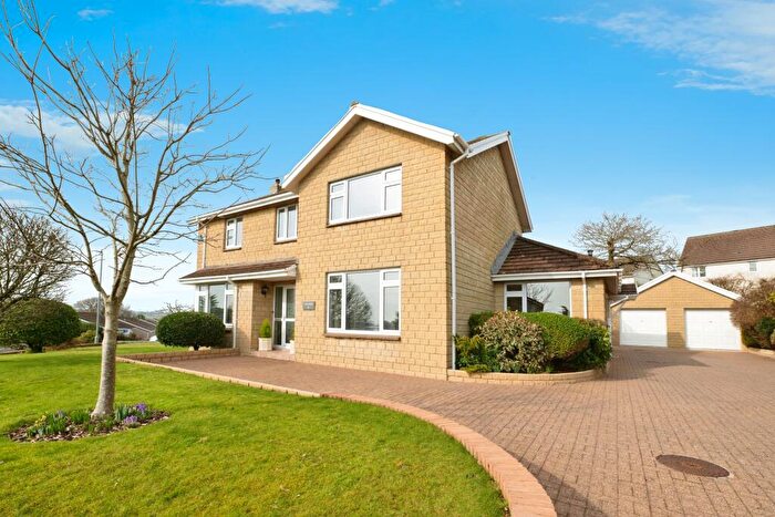 4 Bedroom Detached House For Sale In Woodgate Road, Liskeard, Cornwall, PL14