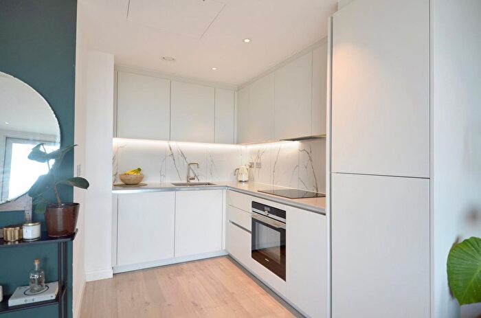 1 Bedroom Flat For Sale In London, London, SE11