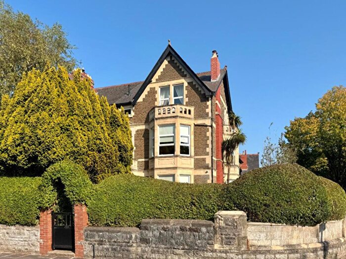 7 Bedroom End Of Terrace House For Sale In Stanwell Road, Penarth, CF64