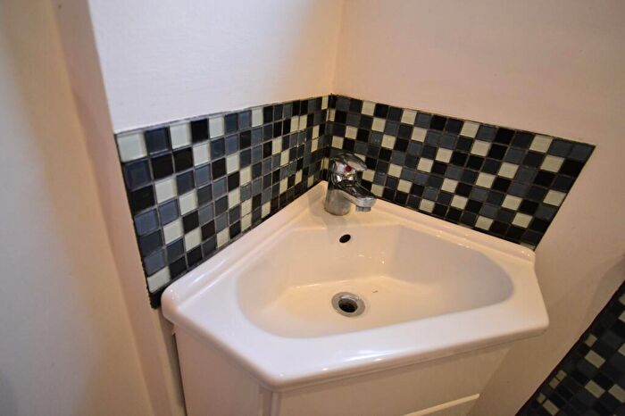 1 Bedroom Terraced House To Rent In Monson Road, London, SE14